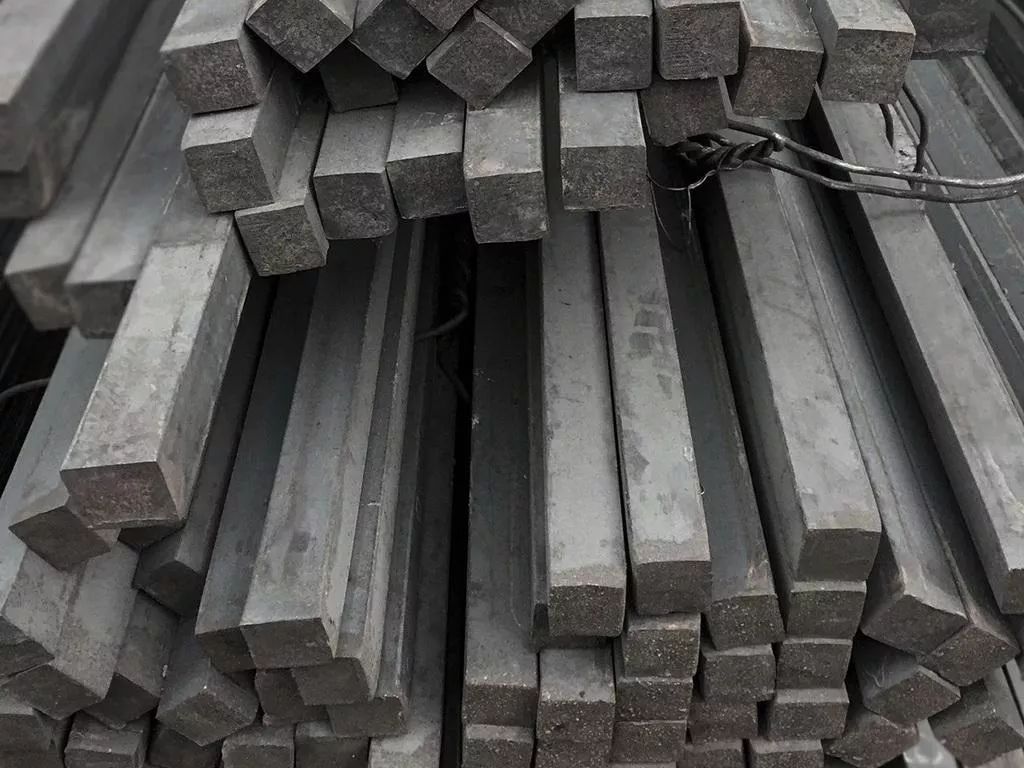 Стальной квадрат 30 Стальной квадрат 30