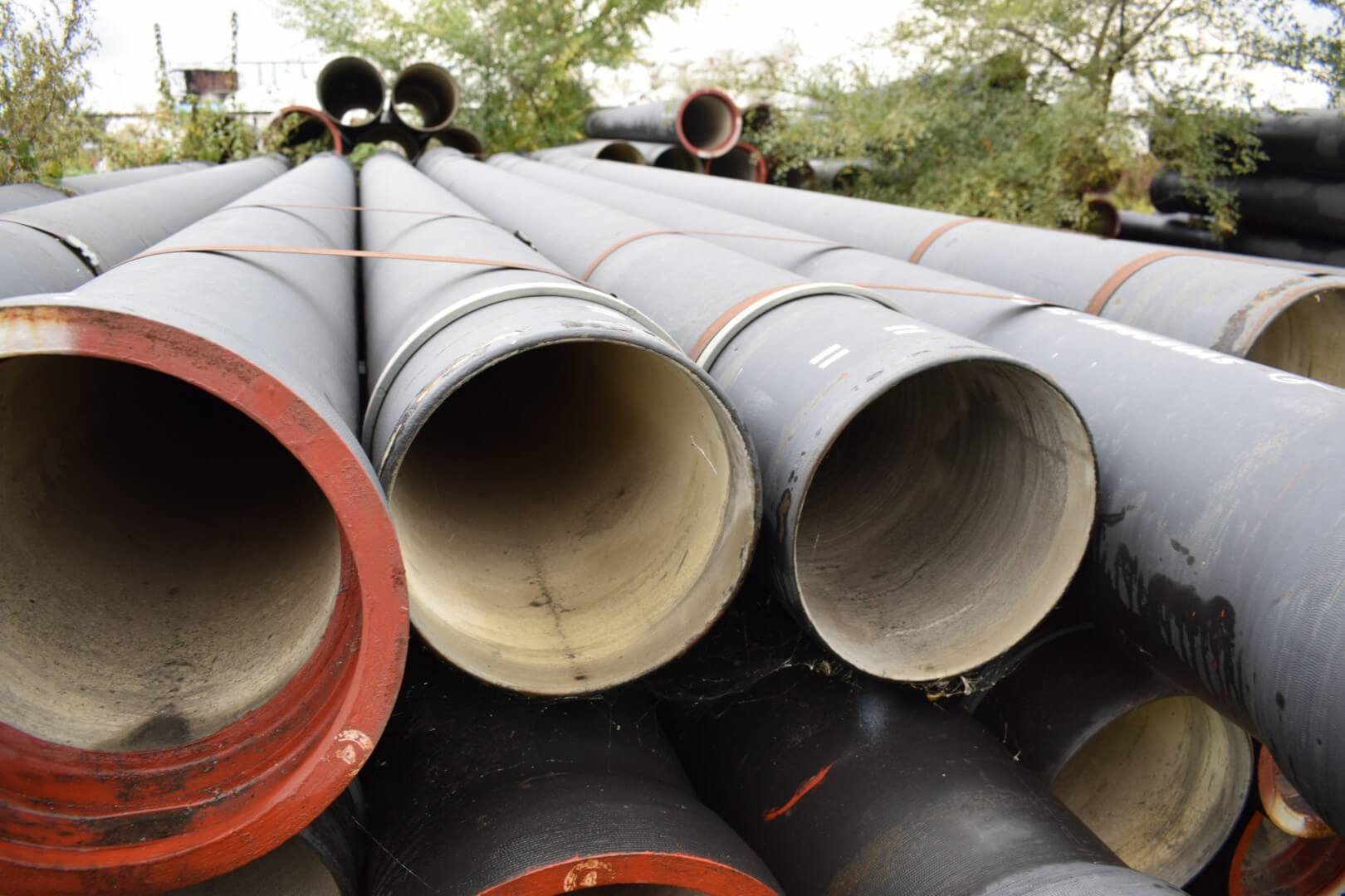 Труба чугунная напорная раструбная без покрытия водопроводная SML 3000х210 мм Труба чугунная напорная раструбная без покрытия водопроводная SML 3000х210 мм