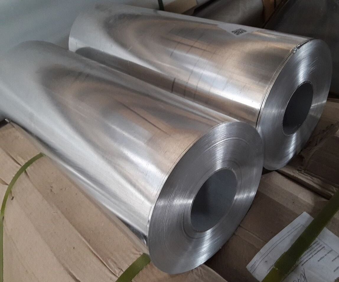 Алюминиевая фольга 0.2х500 мм АД1Т Алюминиевая фольга 0.2х500 мм АД1Т