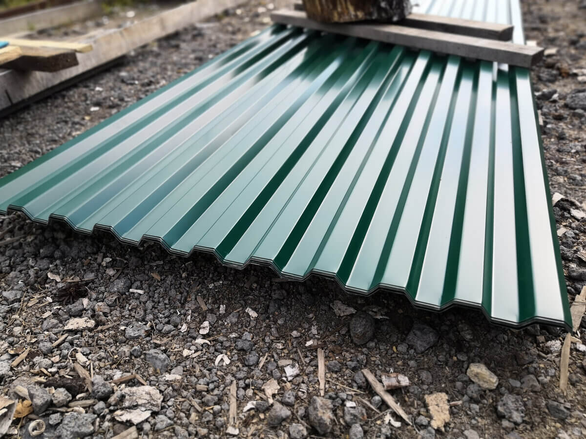 Профнастил С21R Grand Line 0.5 GreenCoat Pural BT. matt RR 33 черный (RAL 9005 черный) Профнастил С21R Grand Line 0.5 GreenCoat Pural BT. matt RR 33 черный (RAL 9005 черный)