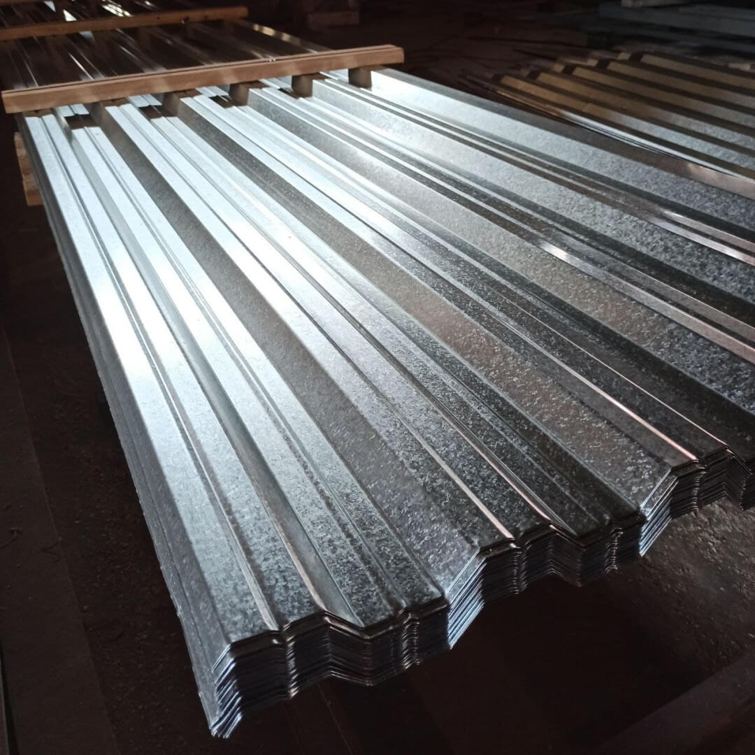 Профнастил НС35R 0.5 Satin Мatt RAL 6005 зеленый мох Профнастил НС35R 0.5 Satin Мatt RAL 6005 зеленый мох