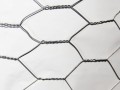 Сетка крученая Манье стальная оцинкованная 0.6 мм 25х25 1
